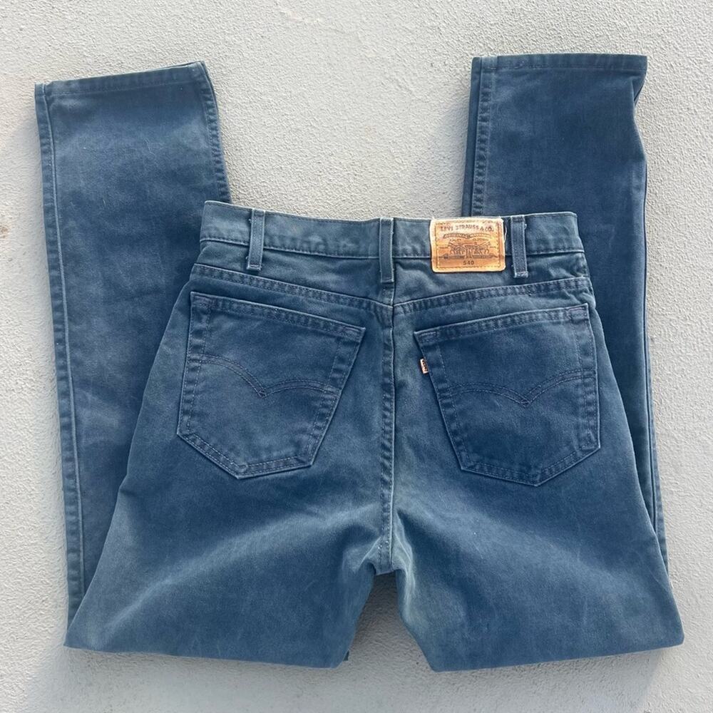 Vintage 90s Levi’s 540 dark indigo navy dye relaxed fit jeans 33x30